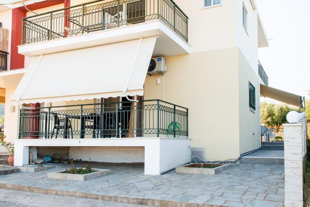 Όμορφο Παραθασυγκρότημα Ενοικιαζόμενων Καταλυμάτων Ως Ολόκληρος Χώρος - Chrani, Ελλάδαλάσσιο Διαμέρισμα Exterior photo